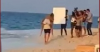 عمرو دياب يحمل دينا الشربينى خلال تصوير أغنيته الجديدة أماكن السهر فيديو