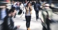 نصف مرضى كورونا بالمستشفيات يصابون باضطراب نفسي بعد تعافيهم