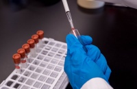 ترامب توزيع لقاح كورونا بهذا الموعد في أمريكا