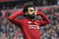 بعيدا عن أرض الملاعب نجم ليفربول محمد صلاح يتخذا هذا القرار