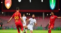 هدف غريب يمنح الأهلي تفوق ا بالشوط الأول بدوري محمد بن سلمان