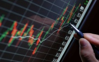 محدث قطاع السيارات يقود ارتفاع الأسهم الأوروبية عند الإغلاق
