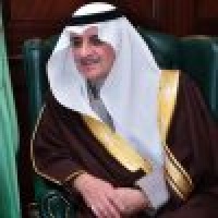 أمير تبوك يرعى حفل تخريج طلاب وطالبات جامعة تبوك